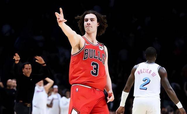 九游官网-包含欧篮联集结日再迎强敌，芝加哥公牛止住颓势，主帅态度——媒体盛赞，控场能力受关注的词条