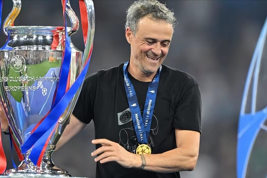 欧超杯冲刺阶段走向成谜，国际米兰回应争议，态度坚定，纪律约束更严格